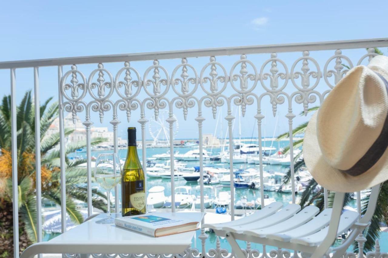 Dimore Marinare Трани Екстериор снимка